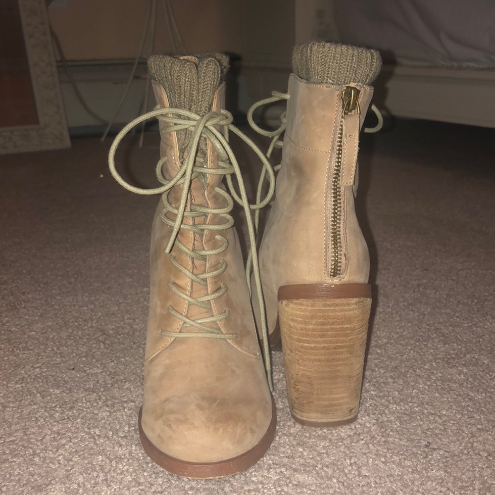 Lace up heeled boots